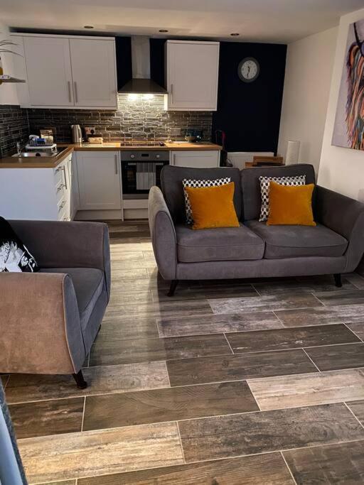 Mumbles - Modern Apartment With Panoramic Sea Views Oystermouth Εξωτερικό φωτογραφία