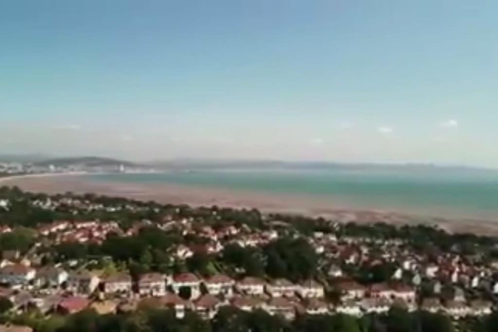 Mumbles - Modern Apartment With Panoramic Sea Views Oystermouth Εξωτερικό φωτογραφία